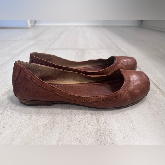 Frye Carson Leather Ballet Flat Size 6.5 - Picture 2 of 4